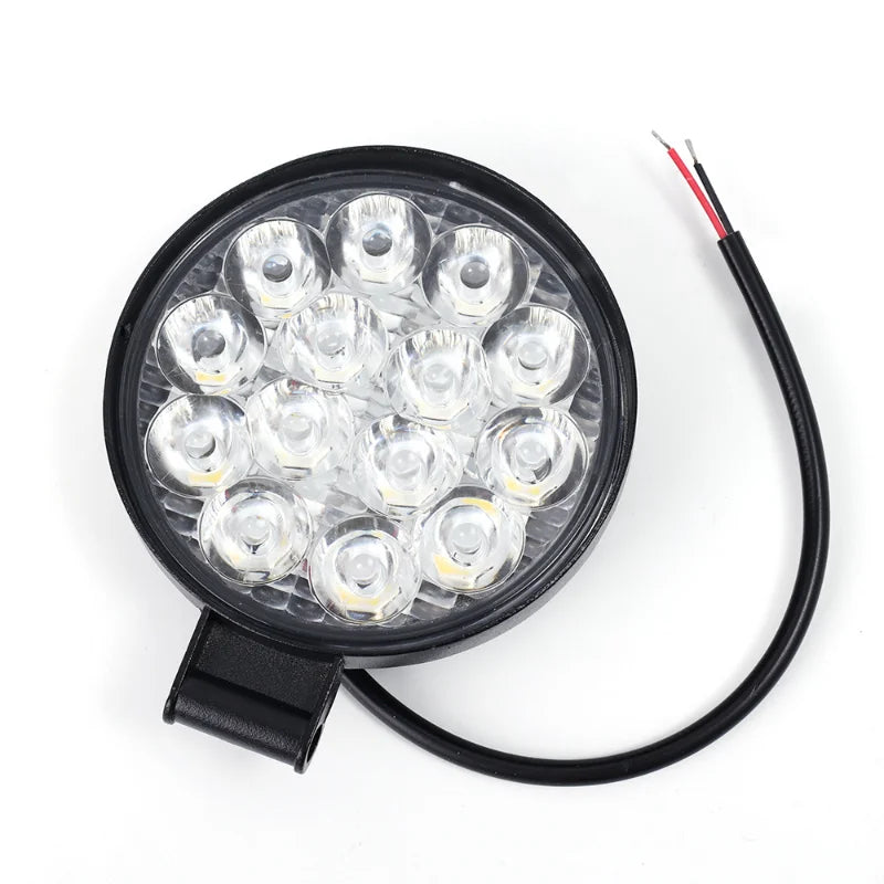 Car LED Round 42W 14LED Working Light Car Front Fog Light 12V 24V Headlight for Truck SUV Tractor Off-road High Brightness