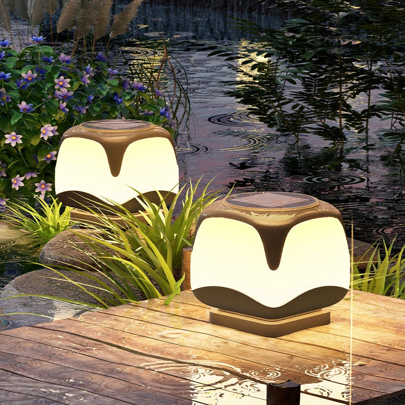 Solar Pillar Lights Outdoor Waterproof Lighting Solar Energy Doorpost Lamp LED Wall Lamp Home Decor Fence Villa Gate Garden Door